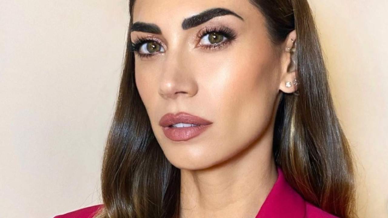 Melissa Satta sguardo profondo