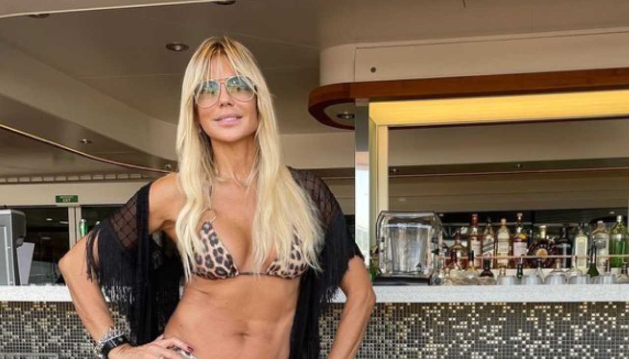 Matilde brandi bikini dubai