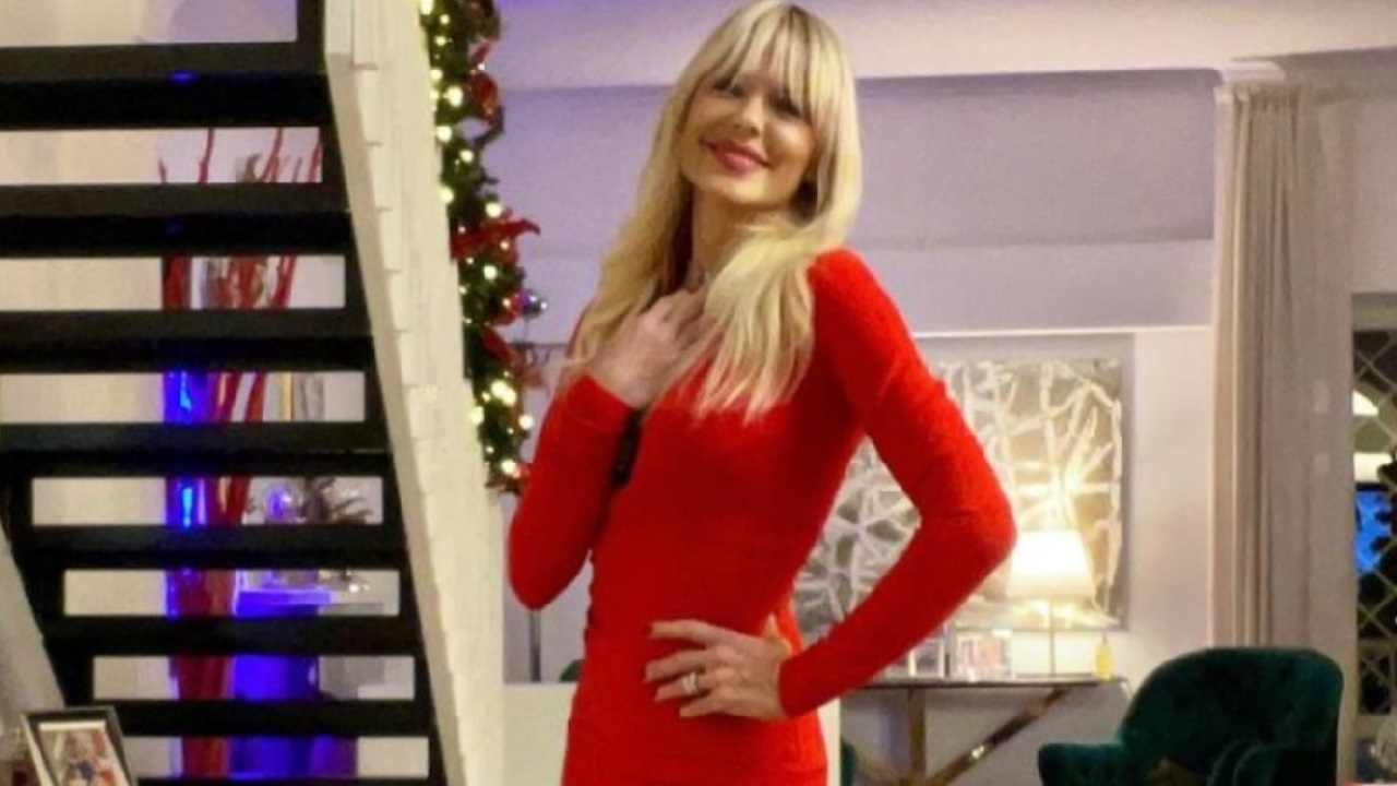 Matilde Brandi sorridente