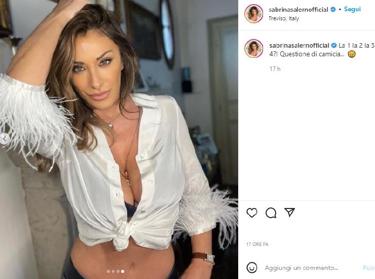 Camicetta aperta hot sale
