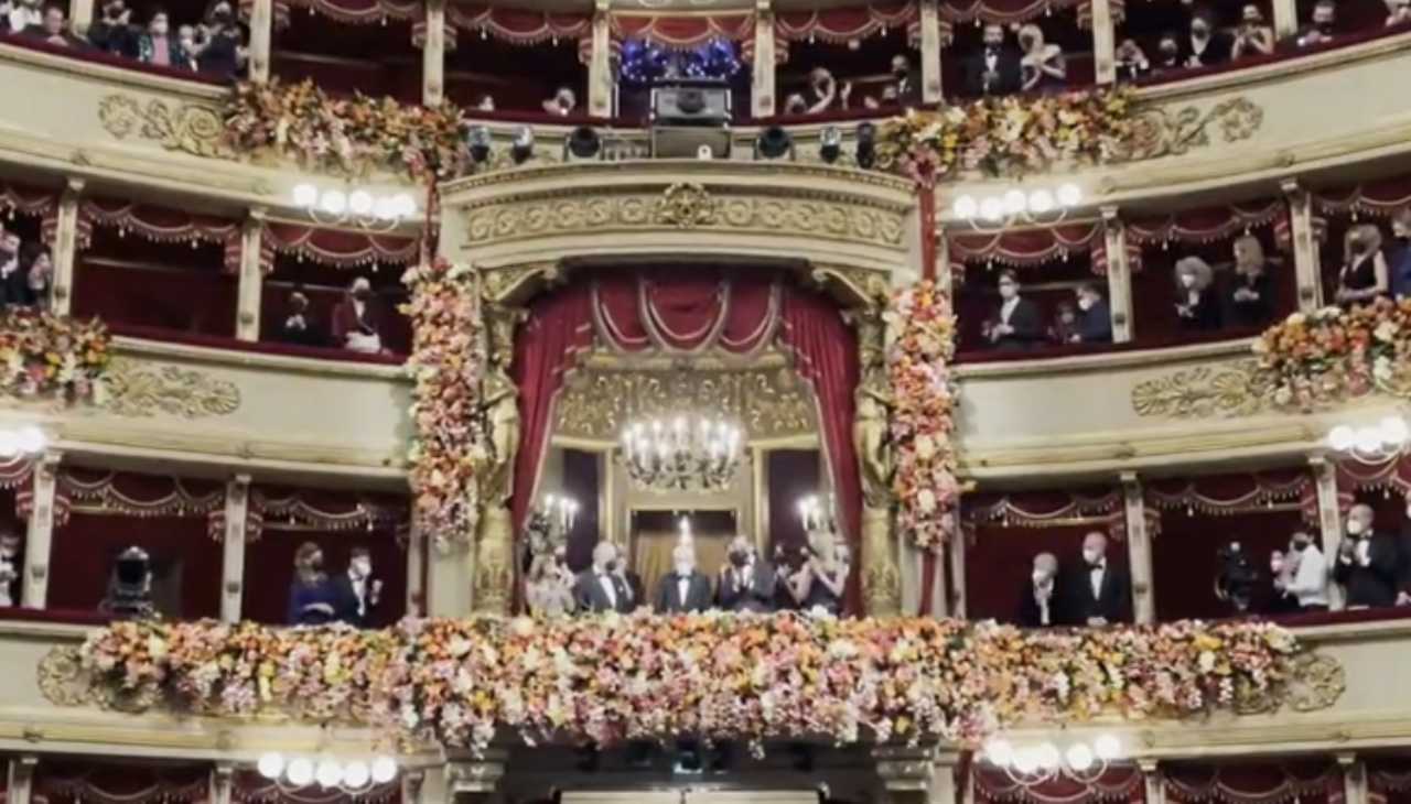 prima scala omaggio mattarella 71221