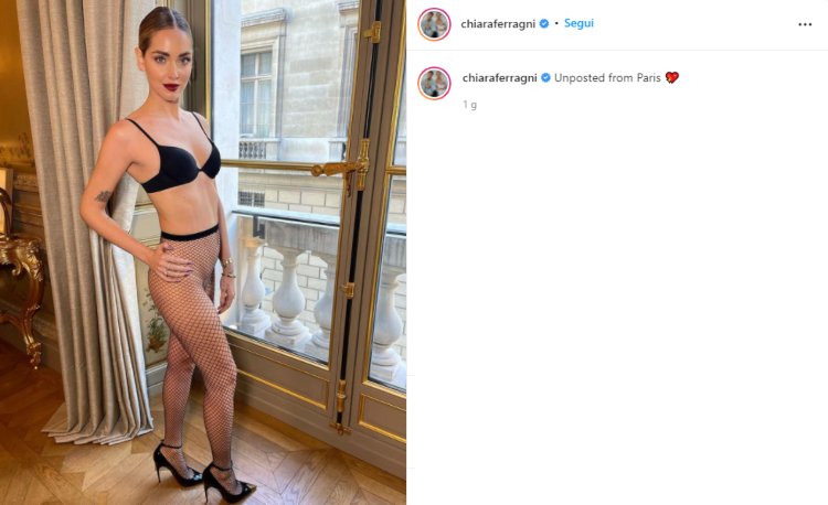 Chiara Ferragni Parigi intimo e calze a rete