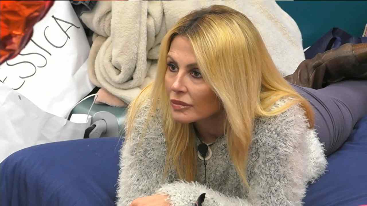 Nathaly Caldonazzo bufera frase GF Vip