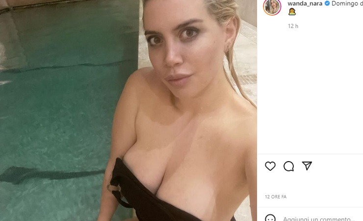 Wanda Nara selfie