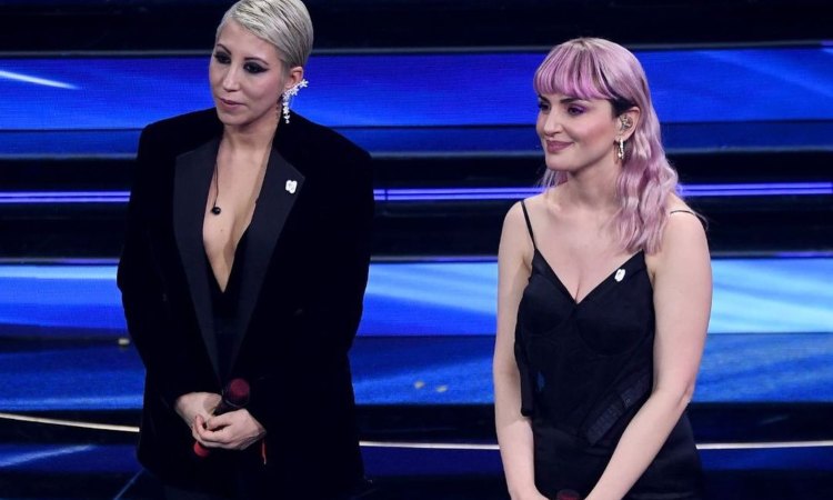 Arisa e Malika Ayane presentano canzone a Sanremo 2022