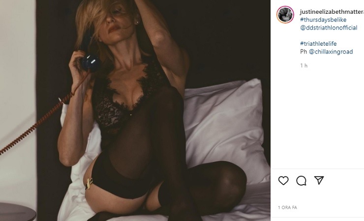 Justine Mattera seducente