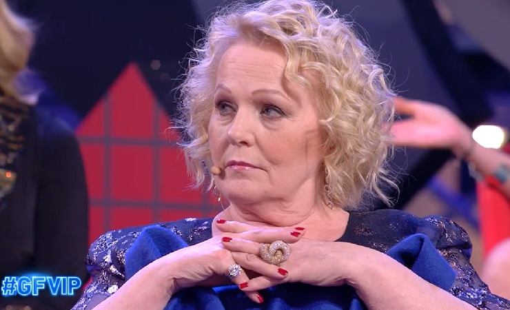 Katia Ricciarelli attacca ex gieffina