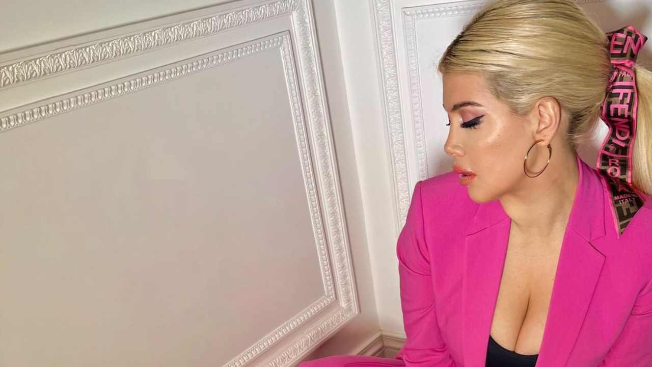 Wanda Nara outfit fucsia Instagram