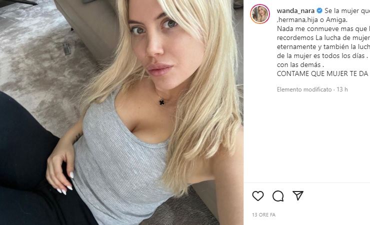 Wanda Nara selfie