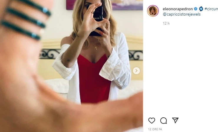 Eleonora Pedron selfie