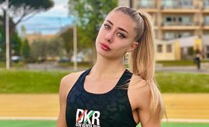 Gaia Sabbatini, short invisibili e fisico mozzafiato: "Novità in arrivo"