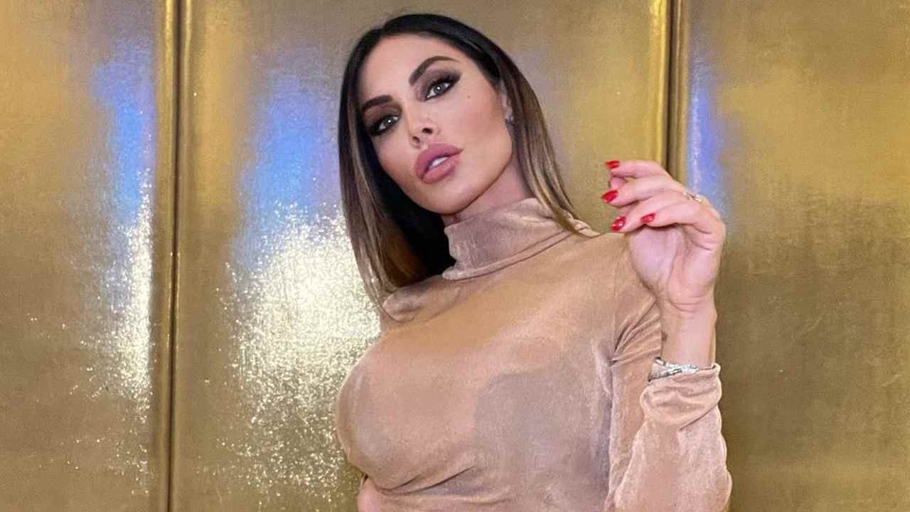 Guendalina Tavassi ammaliante