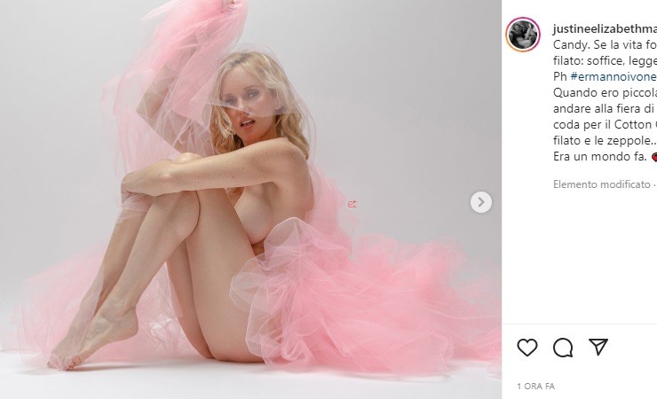 Justine Mattera posa sensuale