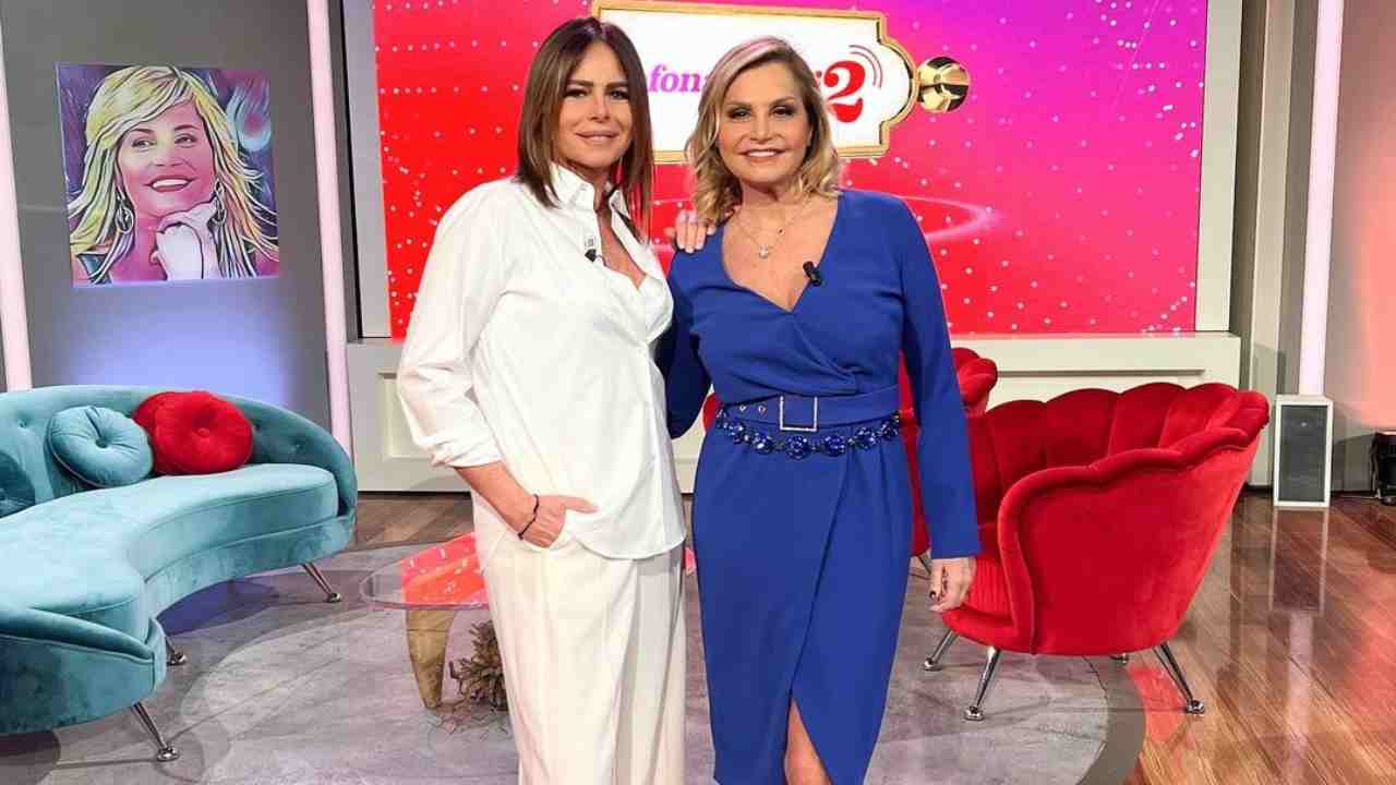 Paola Perego e Simona Ventura Citofonare Rai 2