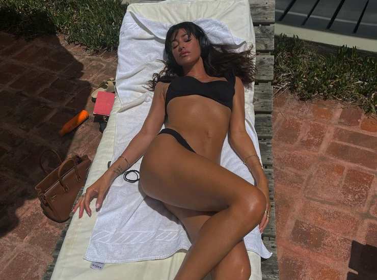 belen rodriguez 16042022 (4)