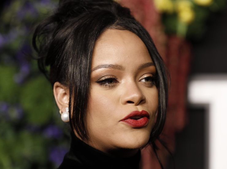 rihanna 15042022 (1)