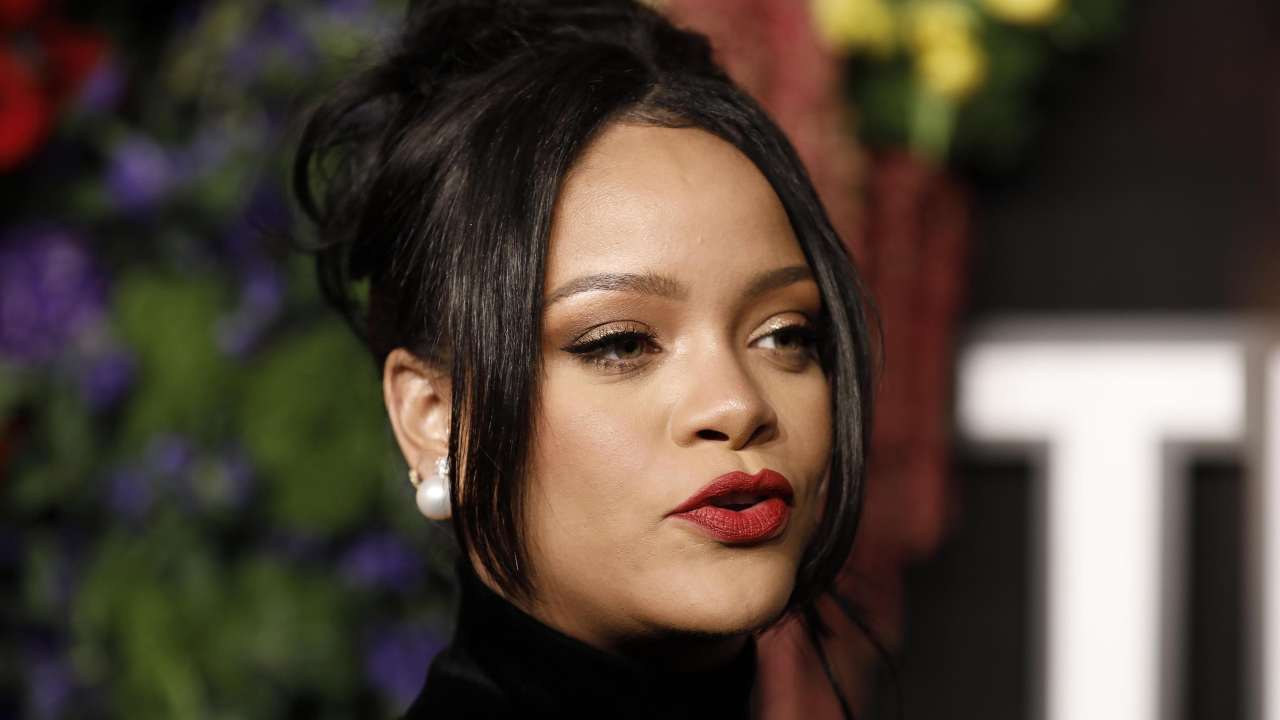 rihanna 15042022 (1)