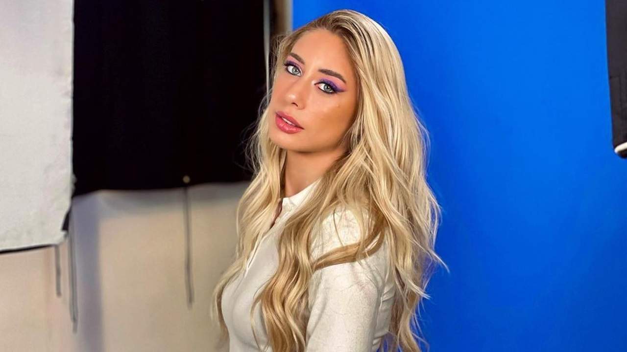 Gaia Sabbatini si allena sotto il sole: l’attillato outfit sportivo esalta le curve Gaia Sabbatini si allena sotto il sole: l’attillato outfit sportivo esalta le curve