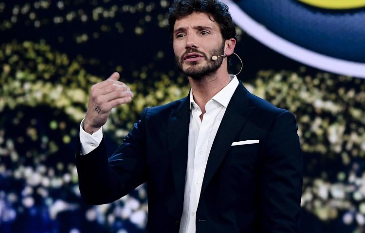 Lo showman Stefano De Martino