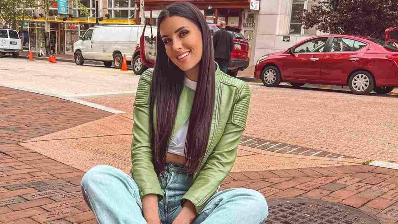 Valentina Vignali in posa