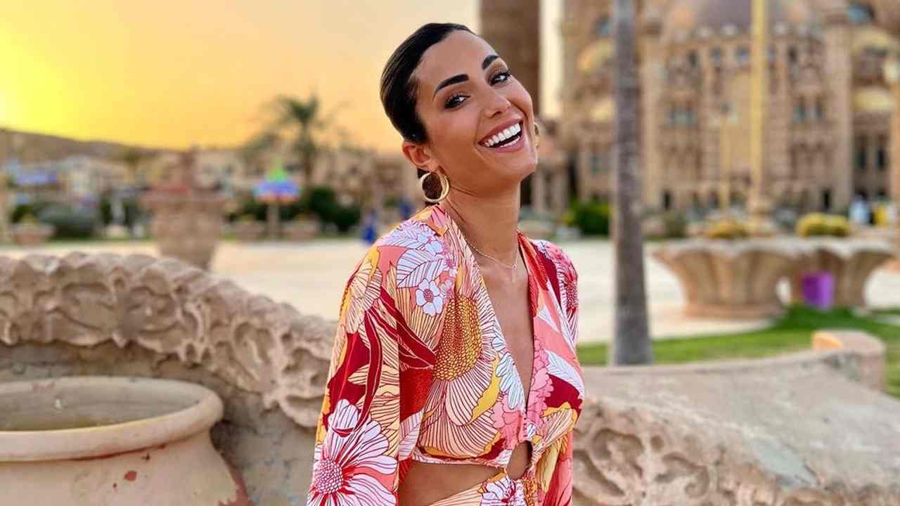 Federica Nargi in posa