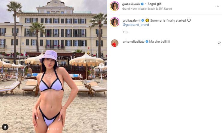 Giulia Salemi bikini goldsand