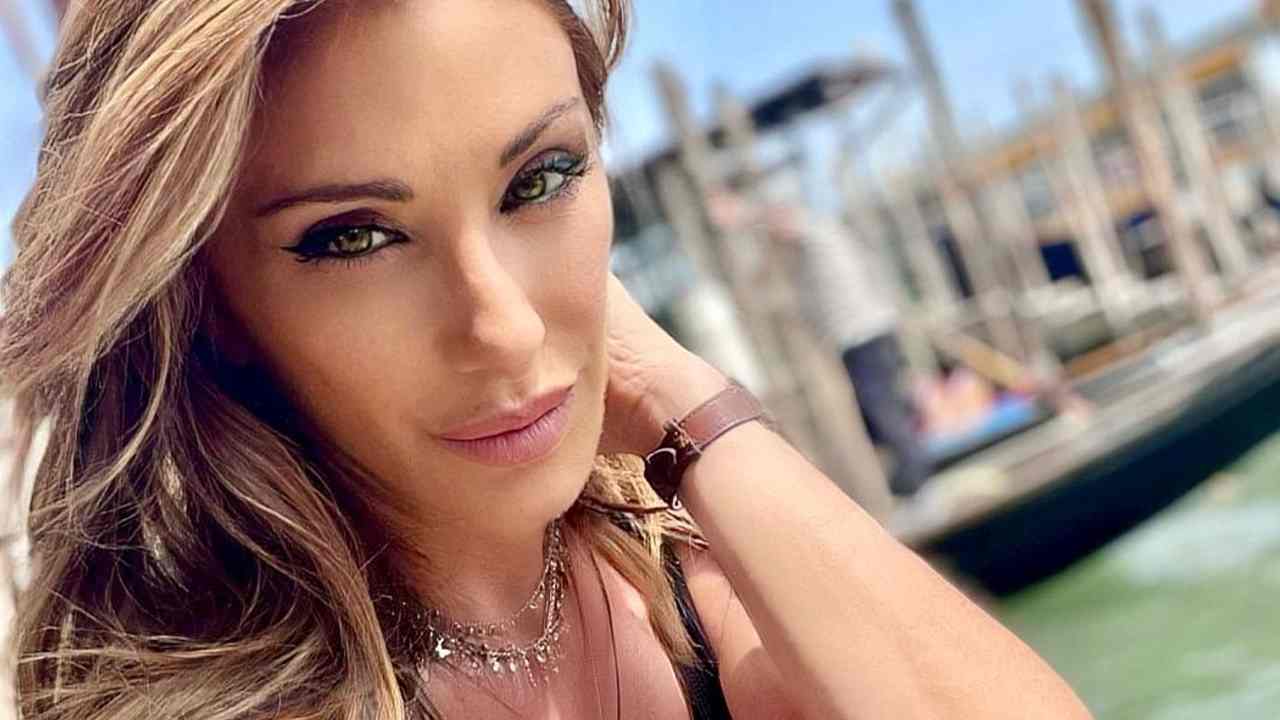 Sabrina Salerno primo piano