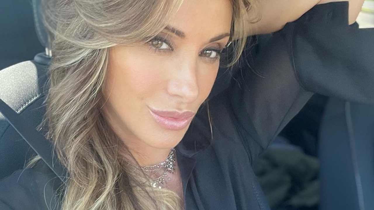 Sabrina Salerno ammaliante