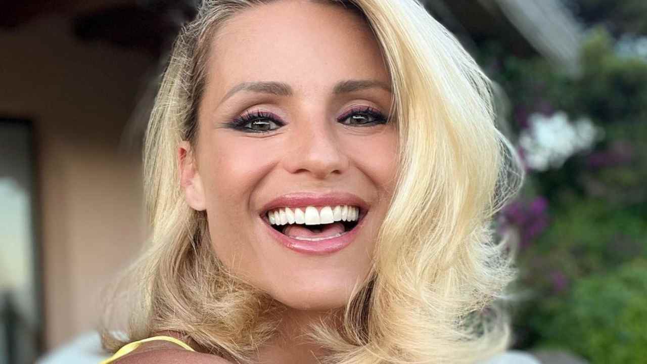 Michelle Hunziker primo piano sorriso