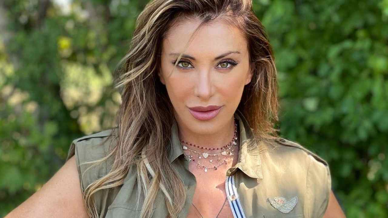 Sabrina Salerno primo piano