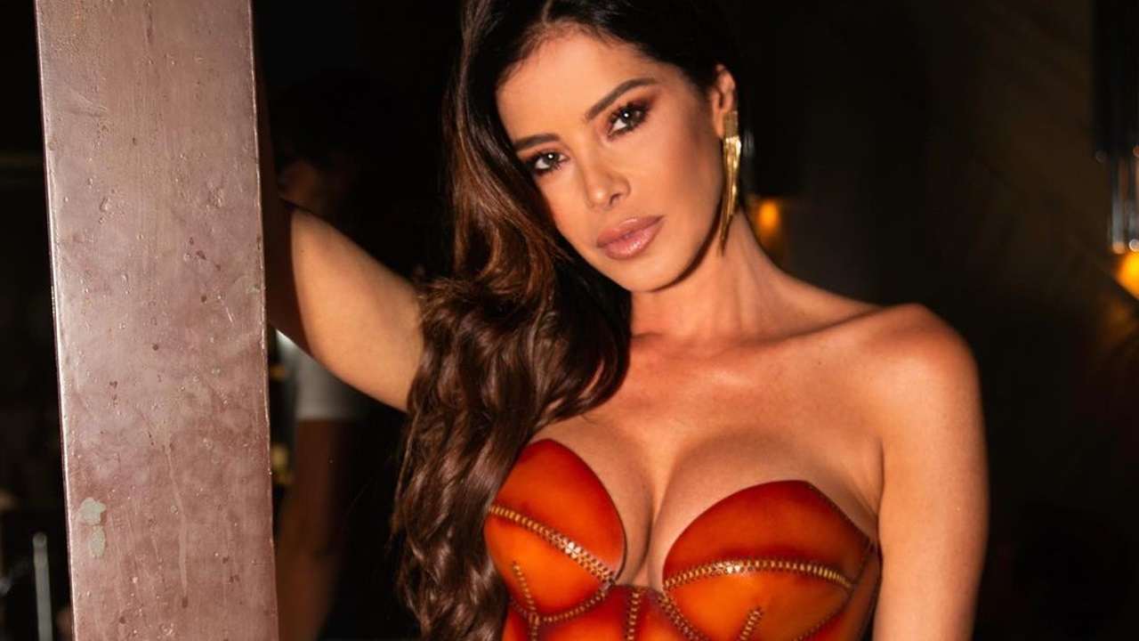 Aida Yespica ammaliante