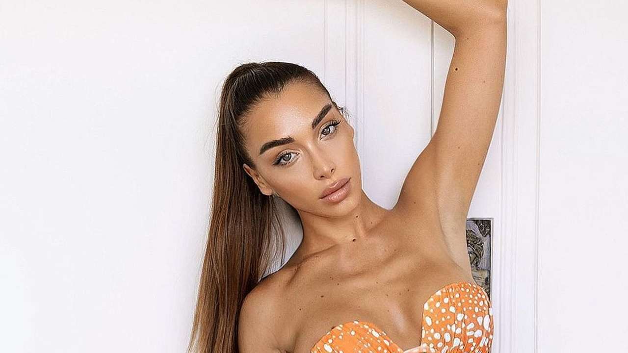 Elisa De Panicis seria