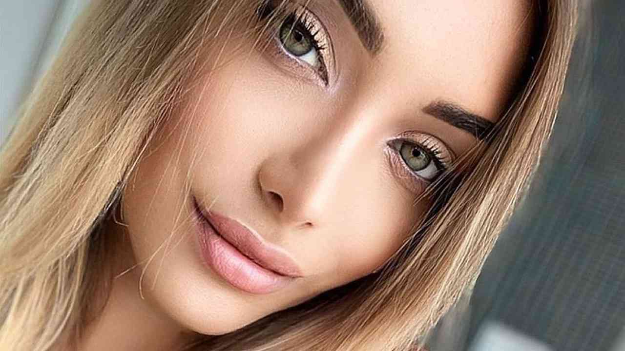 Elisa De Panicis primo piano