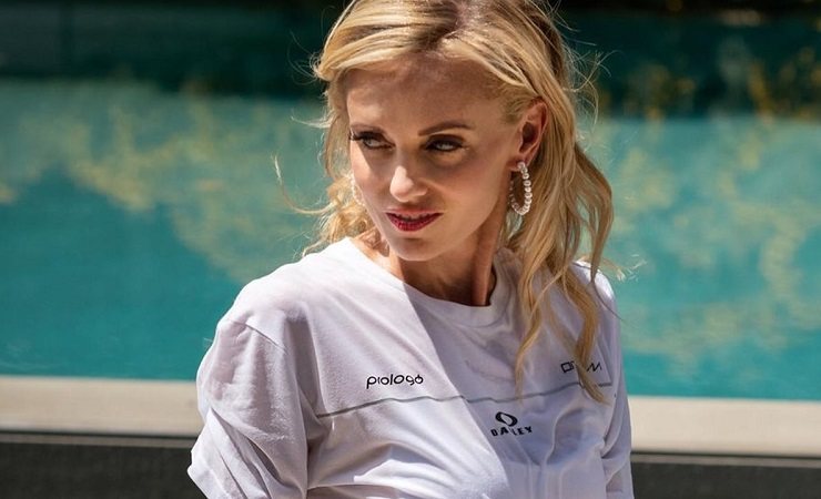 Justine Mattera ammaliante