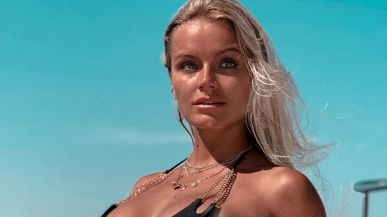 Mercedesz Henger ammaliante