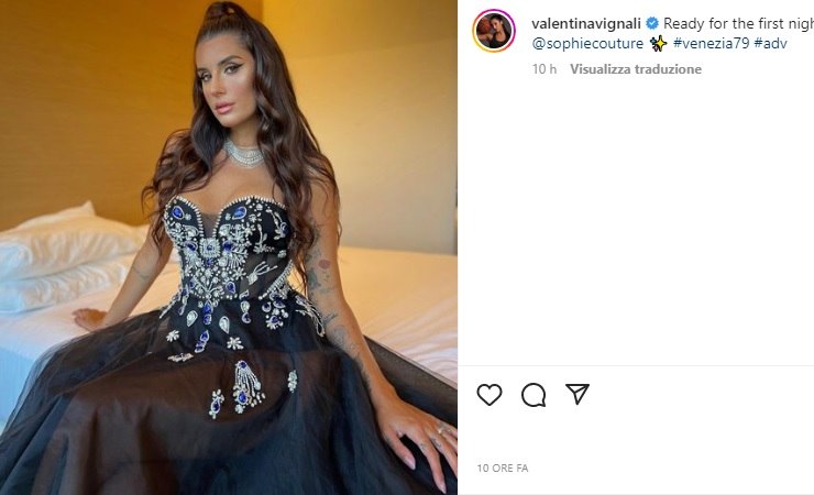 Valentina Vignali in posa