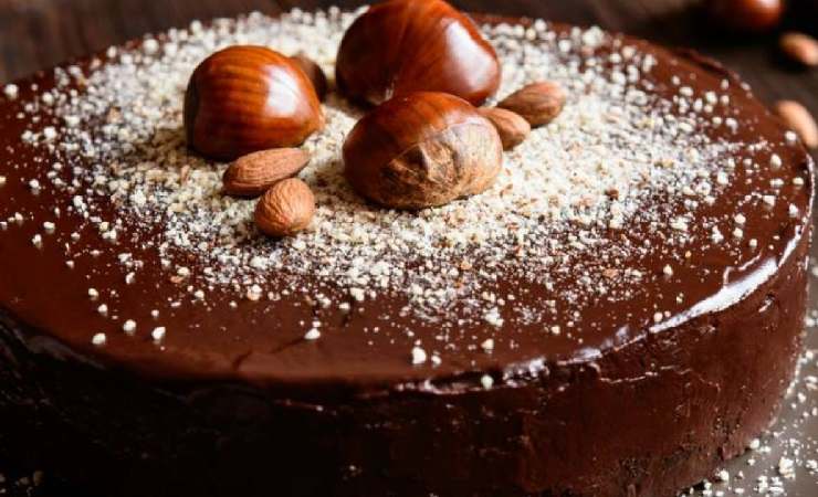 Torta di castagne in autunno