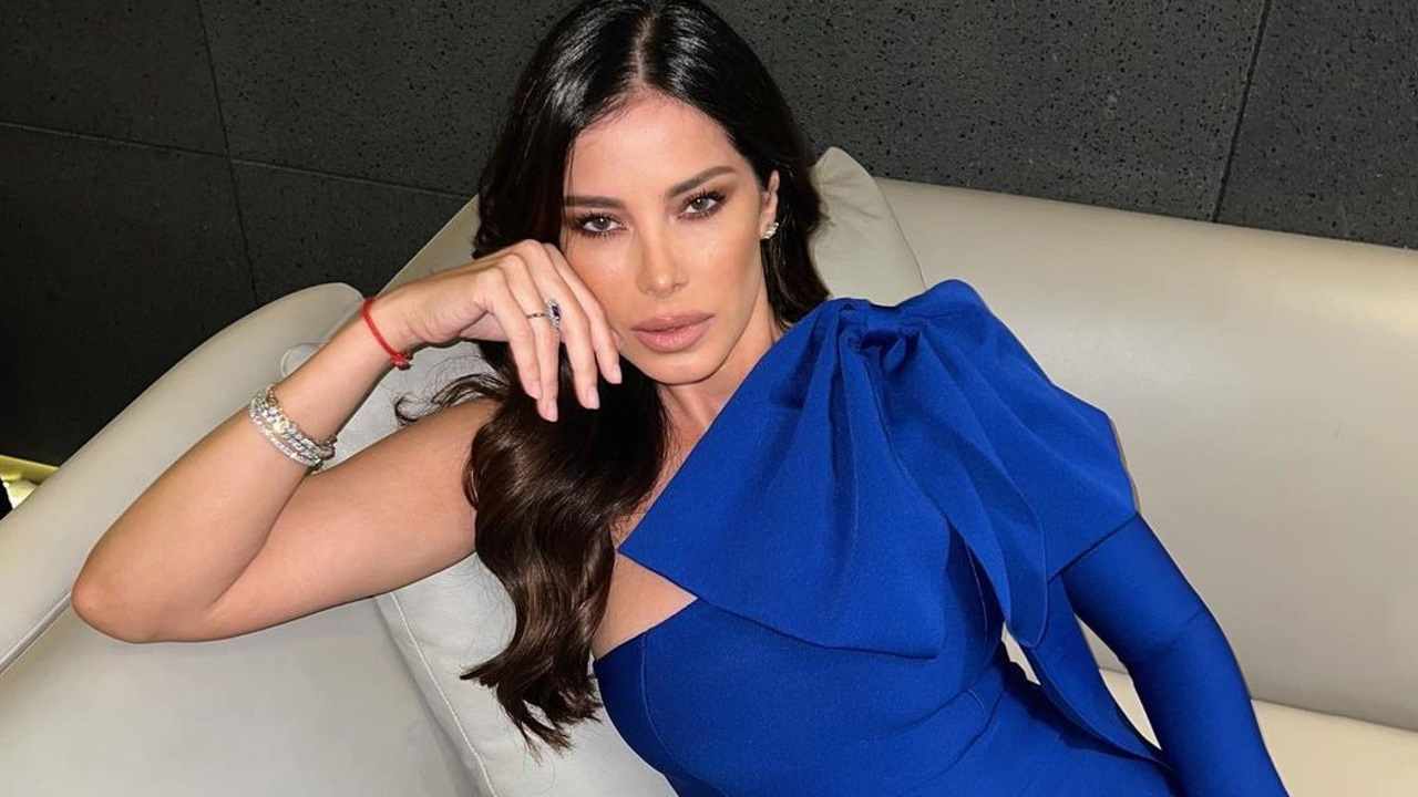 Aida Yespica in posa