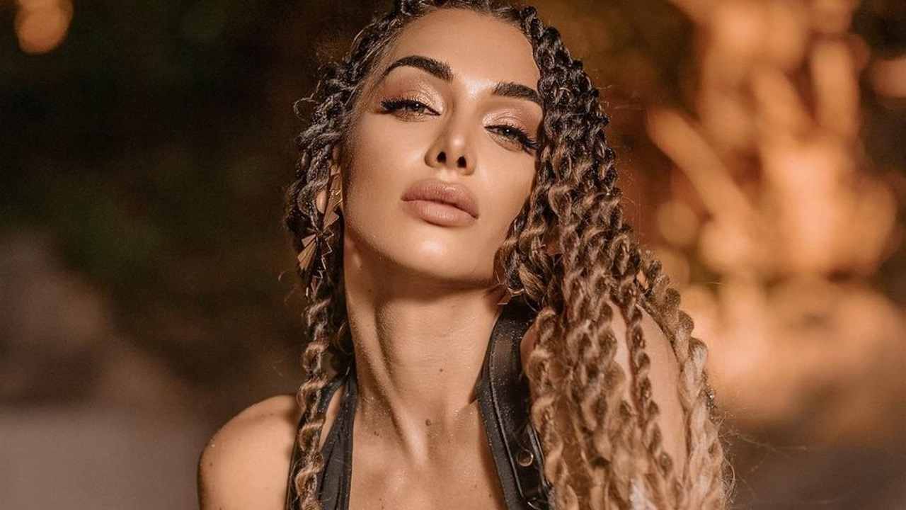 Elisa De Panicis primo piano