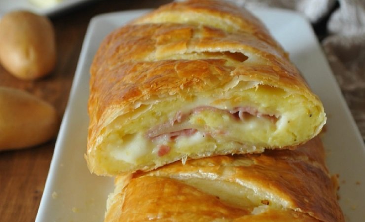 Sfoglia con prosciutto e patate ricetta