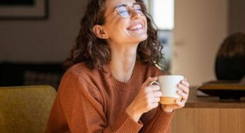 Benefici del caffè per un invecchiamento sano nelle donne: senza problemi di memoria, fisici o malattie croniche